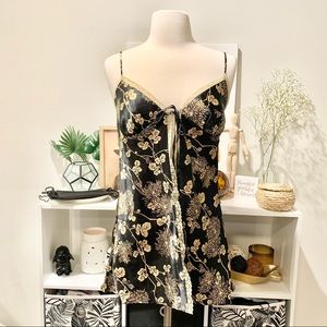Victoria’s Secret babydoll tie camisole floral